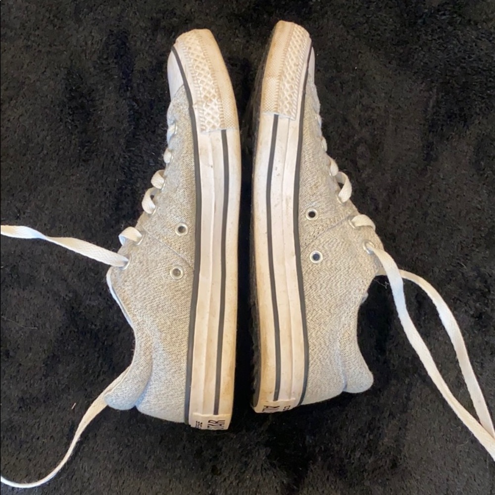 Converse - Picture 2 of 4